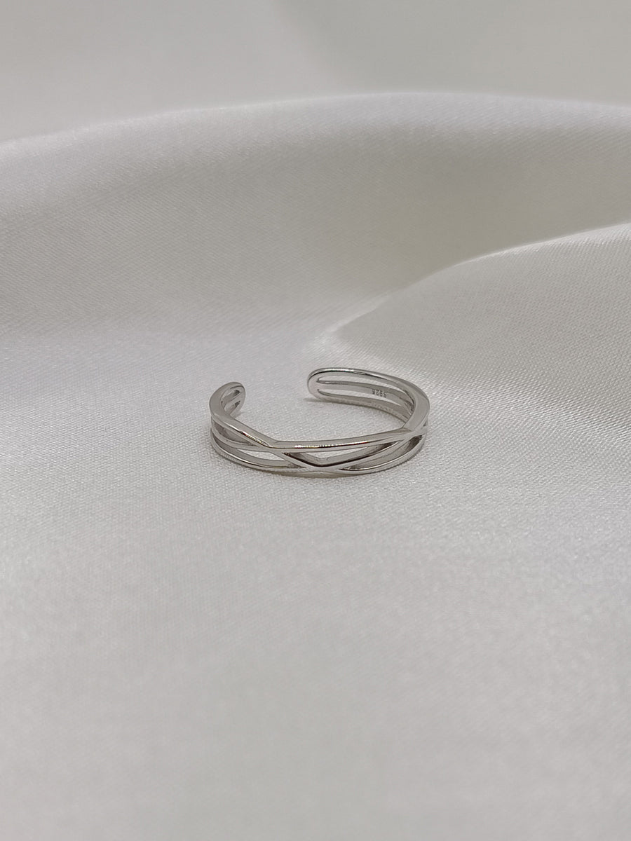 Anillo entrelazado