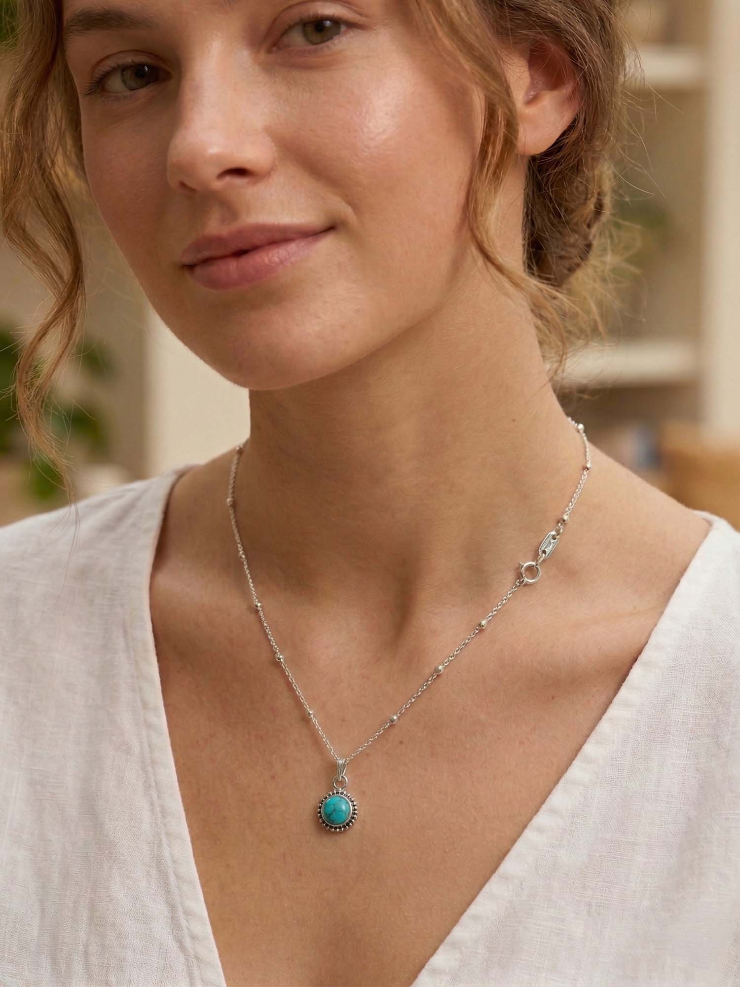 Collar Akala