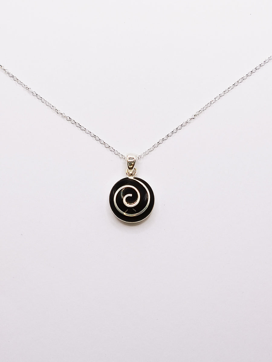 Collar Espiral Ónix