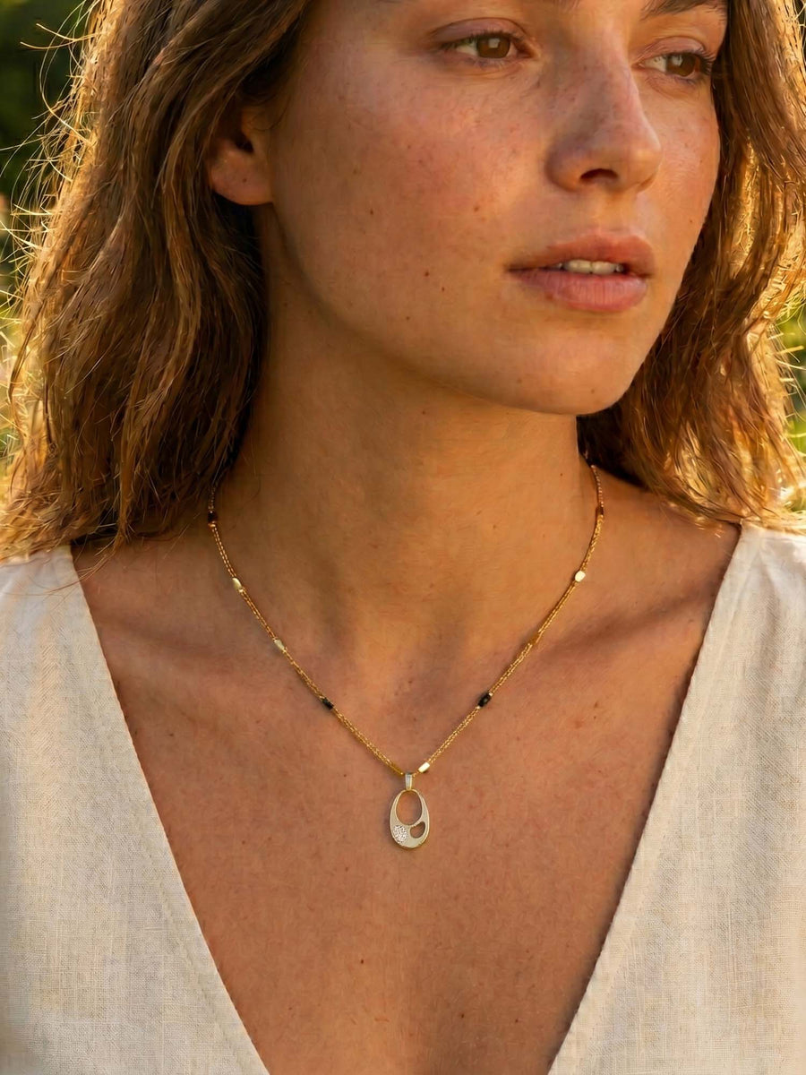 Collar Alira