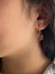 Pendientes rosa eterna