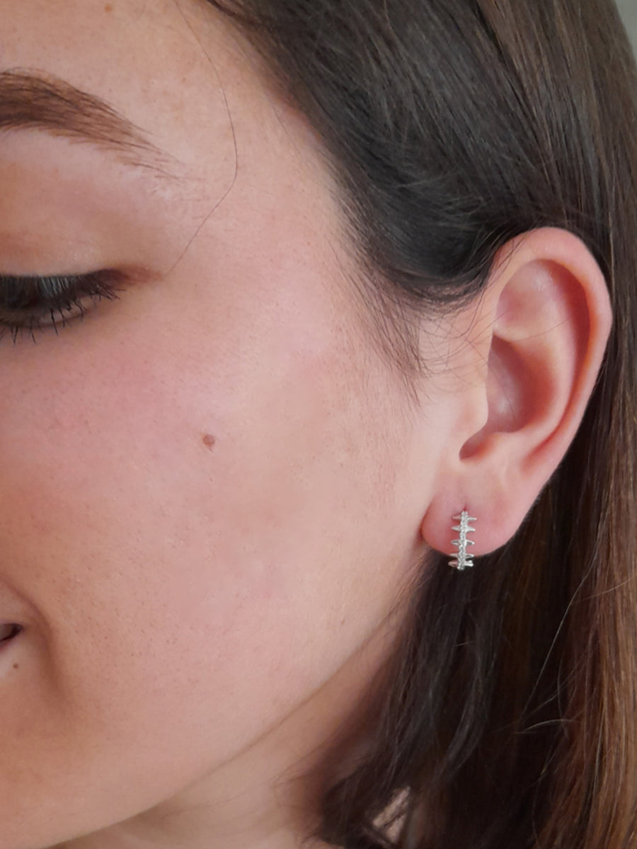 Pendientes aretes pinchos