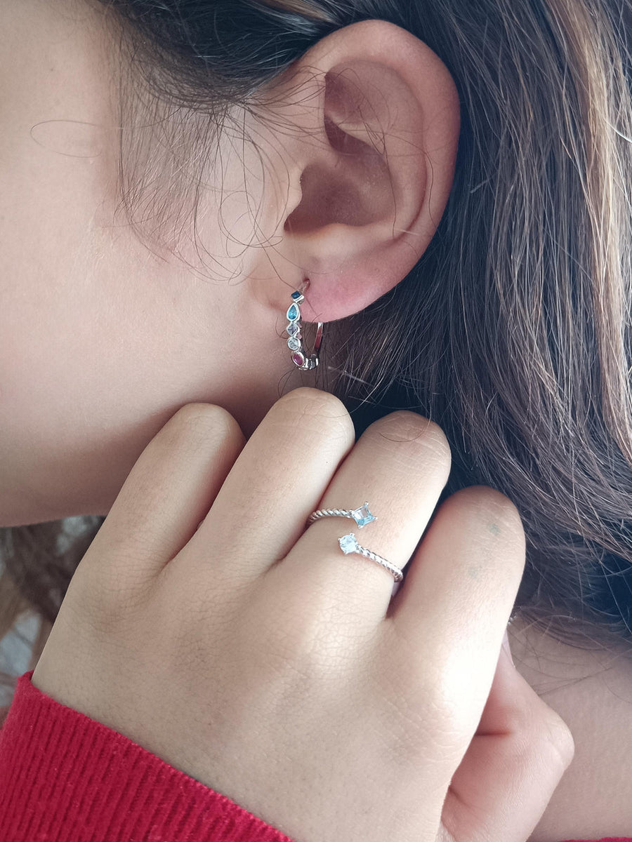 Aros abiertos con cierre a presión, circonitas y cómodos