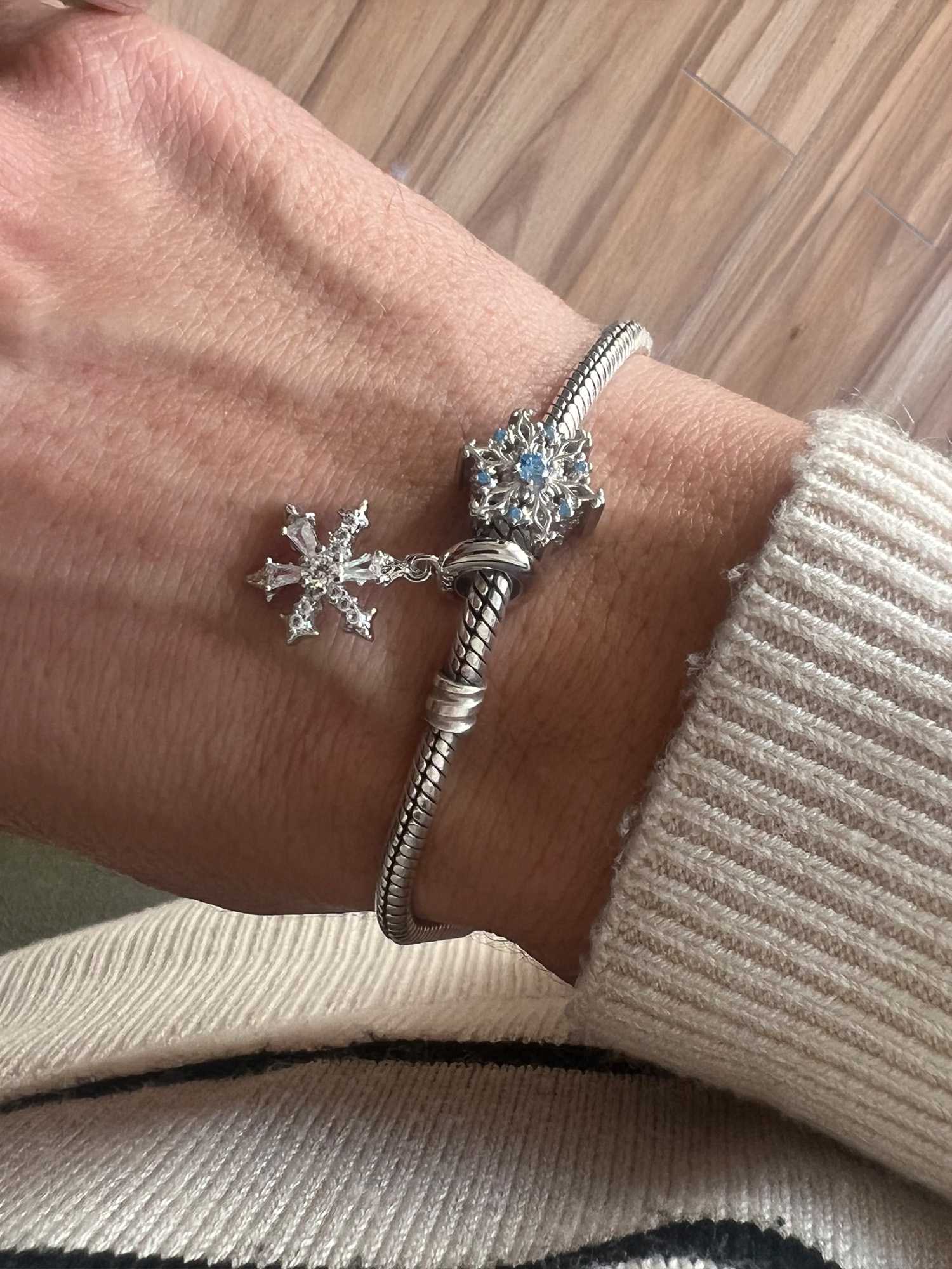 Charm Winter
